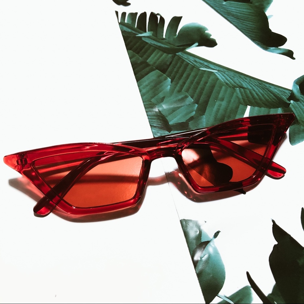 🌿❤️RED SUNGLASSES❤️🌿 - Picture 1 of 4